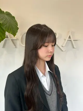 ロング ツヤ感オリーブカラー /mei✨️のヘアスタイル