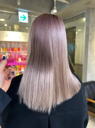 セミロング hina💟 透明感カラーのヘアスタイル