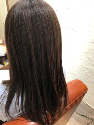 セミロング カラー 菊池 幹のヘアスタイル