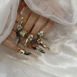 ネイル SALON ELVI.のネイルデザイン
