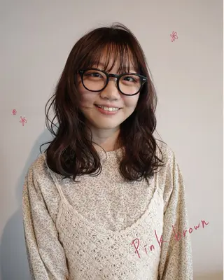 セミロング カラー 安藤 結花のヘアスタイル