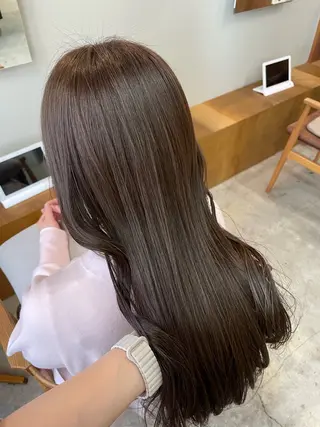 セミロング カラー 山下 悠月のヘアスタイル