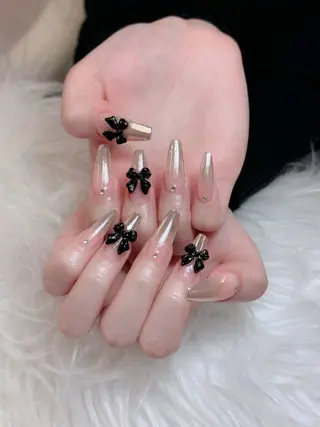 ネイル Lumi Shinokuboのネイルデザイン