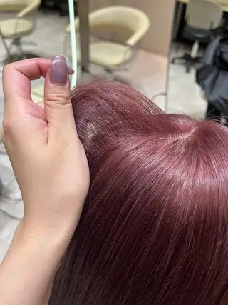 ミディアム カラー 顔周りカット/ 透明感カラー/ユナのヘアスタイル