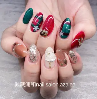 ネイル R inのネイルデザイン