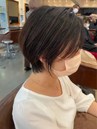 ショート カラーが上手い 辻悠月のヘアスタイル