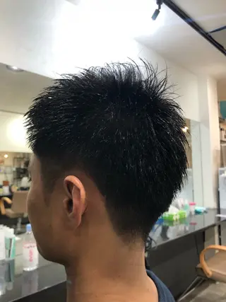 ショート メンズ 髙野 亮吾のヘアスタイル