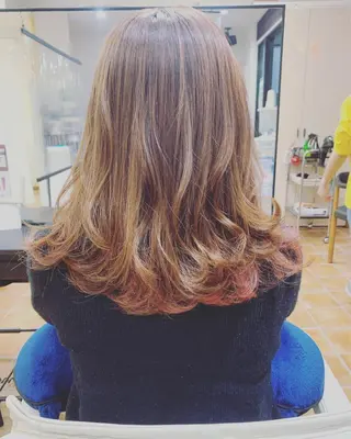 ロング カラー フリーランス理美容師 いさかのヘアスタイル