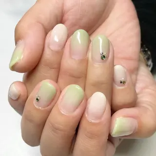 ネイル 東 千夏のネイルデザイン