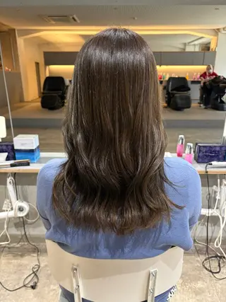 ミディアム 玉置 七海のヘアスタイル