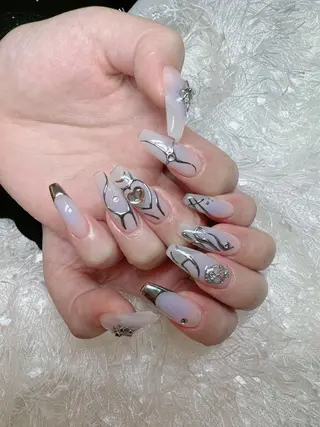 ネイル Le'a シズカのネイルデザイン