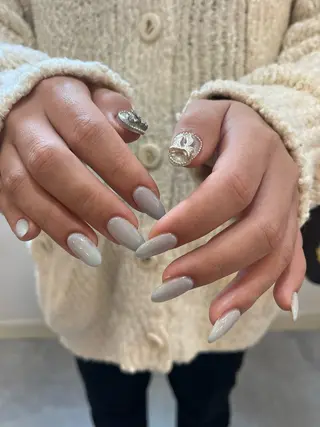 ネイル +vico Reiのネイルデザイン