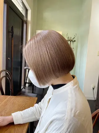 ミディアム 三國 栞音のヘアスタイル