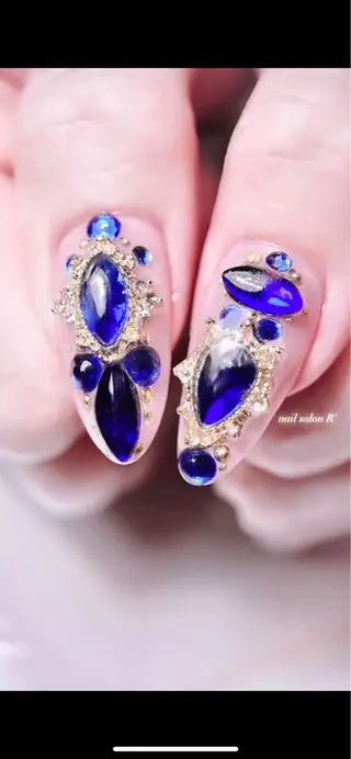 ネイル nailsalon R’のネイルデザイン