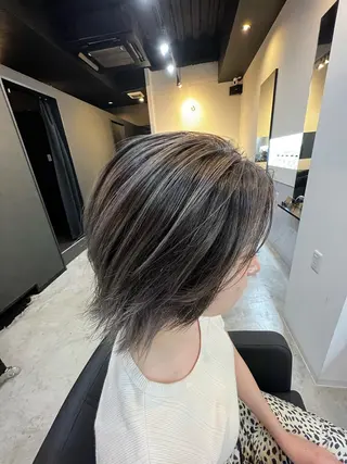 ショート カラー Anthurium 吹田💐のヘアスタイル