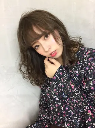 セミロング Reve Resort池袋のヘアスタイル