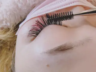 カラー パーマ ヘアアレンジ キッズ ネイル マツエク・マツパ 神山 ビューティー・アイのマツエク・マツパデザイン