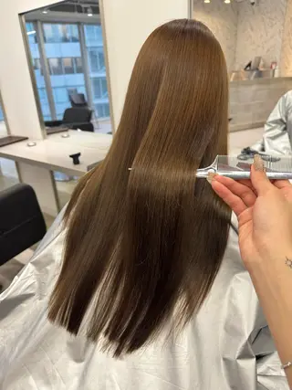 ロング カラー 店長　MANAMI ／ブリーチ／骨格ボブのヘアスタイル