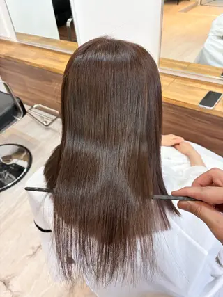 セミロング カラー 池袋髪質改善Tone byCharaのヘアスタイル