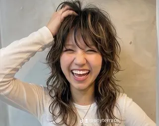 ロング カラー 🩷Eny terrace🩷のヘアスタイル