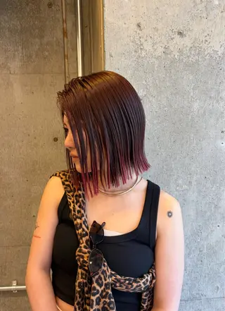 ショート sara ブリーチカラーのヘアスタイル