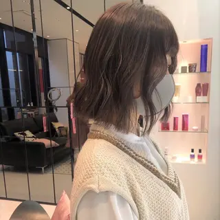 ミディアム カラー 相川 愛実のヘアスタイル