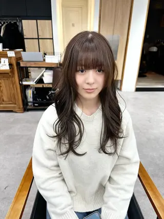 ロング カラー パーマ ヘアアレンジ メンズ キッズ レイヤーカット 🌿透け感カラーのヘアスタイル