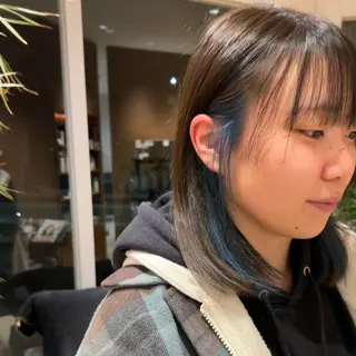 カラー 中山 紗希のヘアスタイル