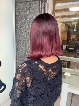 ミディアム カラー パーマ ヘアアレンジ ネイル マツエク・マツパ 川上 麻梨阿のヘアスタイル