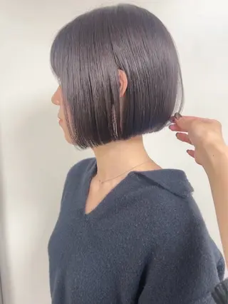 ショート カラー 松岡彩華 ボブ /グレージュのヘアスタイル