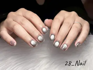 ショート ビン アンのネイルデザイン