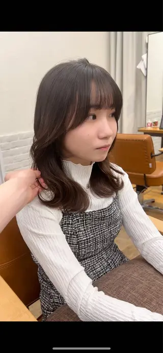 ミディアム 【限定価格✨ ✂️】岩田真宏のヘアスタイル