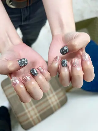 ネイル 吉田 里菜のネイルデザイン