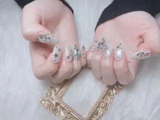 ネイル MiKi Nai池袋 長さだし得意のネイルデザイン