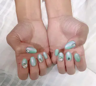 ネイル U.NI  nail .のネイルデザイン