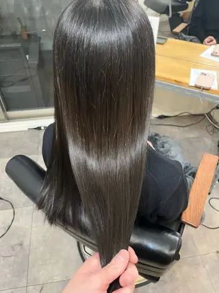 セミロング カラー OFF YUYAのヘアスタイル