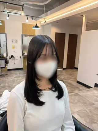 セミロング アイリスト/ スタイリスト🌼岩山のヘアスタイル