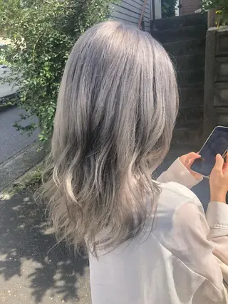 カラー ダブルスキルエクステ /羽エクステ白石宇由のヘアスタイル
