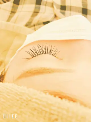 マツエク・マツパ 中村 眞歩のヘアスタイル