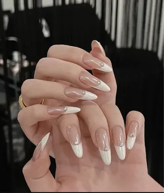 ネイル 周 テイのネイルデザイン