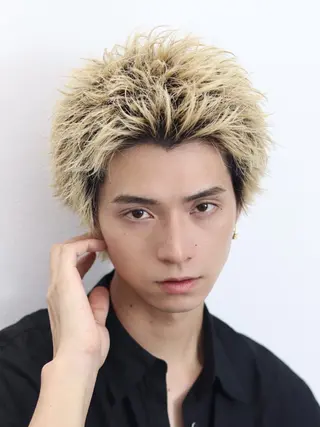 ショート カラー パーマ ヘアアレンジ メンズ メンズフェザー毛流れ パーマASHU渋谷のヘアスタイル