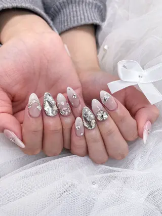 ネイル 五十嵐 美智のネイルデザイン