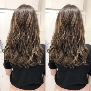 ロング カラー 三鷹で1番ショート ボブをカットする新谷のヘアスタイル