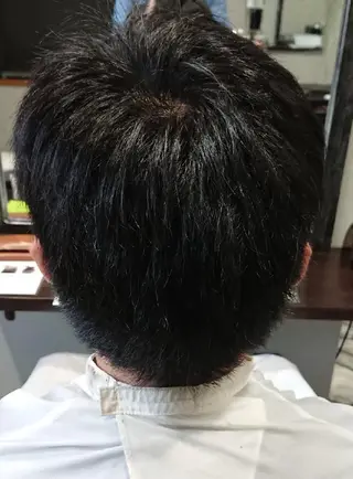 ショート CALTY JAPAN所属・安藤 博昭のヘアスタイル