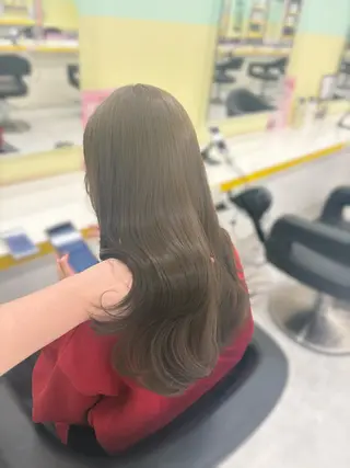 ロング カラー ベージュ×レイヤー 🤎横浜/miu🤎のヘアスタイル