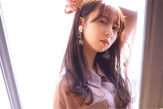 セミロング hoNua. 栄/透明感カラーのヘアスタイル