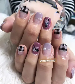 ミディアム カラー パーマ ヘアアレンジ キッズ ネイル マツエク・マツパ 荒木 莉奈のネイルデザイン