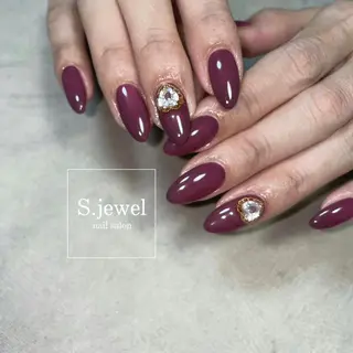 ネイル S. JEWELのネイルデザイン