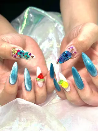 ネイル 【OKIKA】 らん🦖🌈🧡のマツエク・マツパデザイン