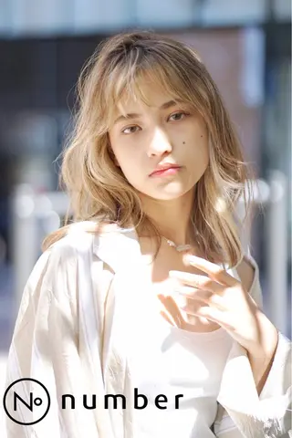 セミロング カラー N°【ナンバー】 大分のヘアスタイル